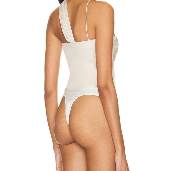 Zeynep Arcay Asymmetric X Cream Colored Bodysuit Sz 6 - Picture 10 of 16